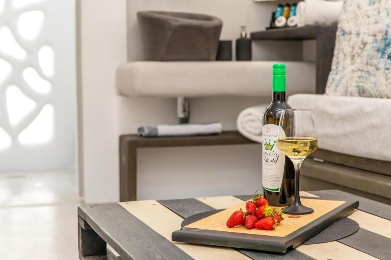 Blue Heart Luxury Suites Naxos City 外观 照片