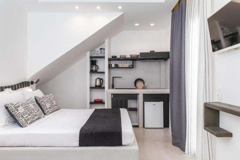 Blue Heart Luxury Suites Naxos City 外观 照片